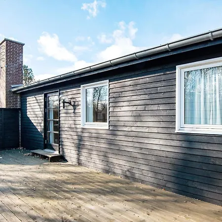 6 Person In Holiday home Glesborg